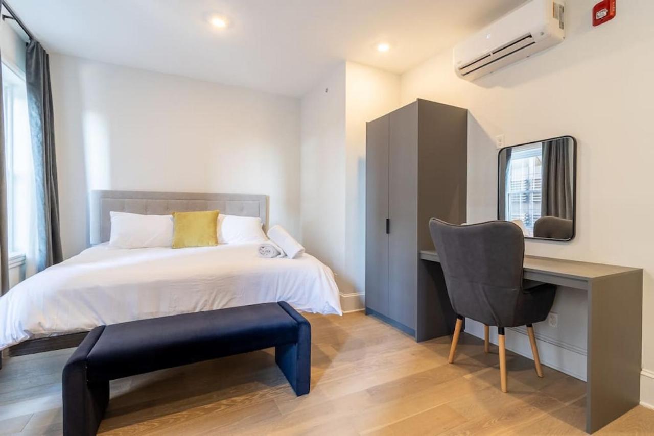 Thena Hotel - Large Studio Philadelphie Extérieur photo